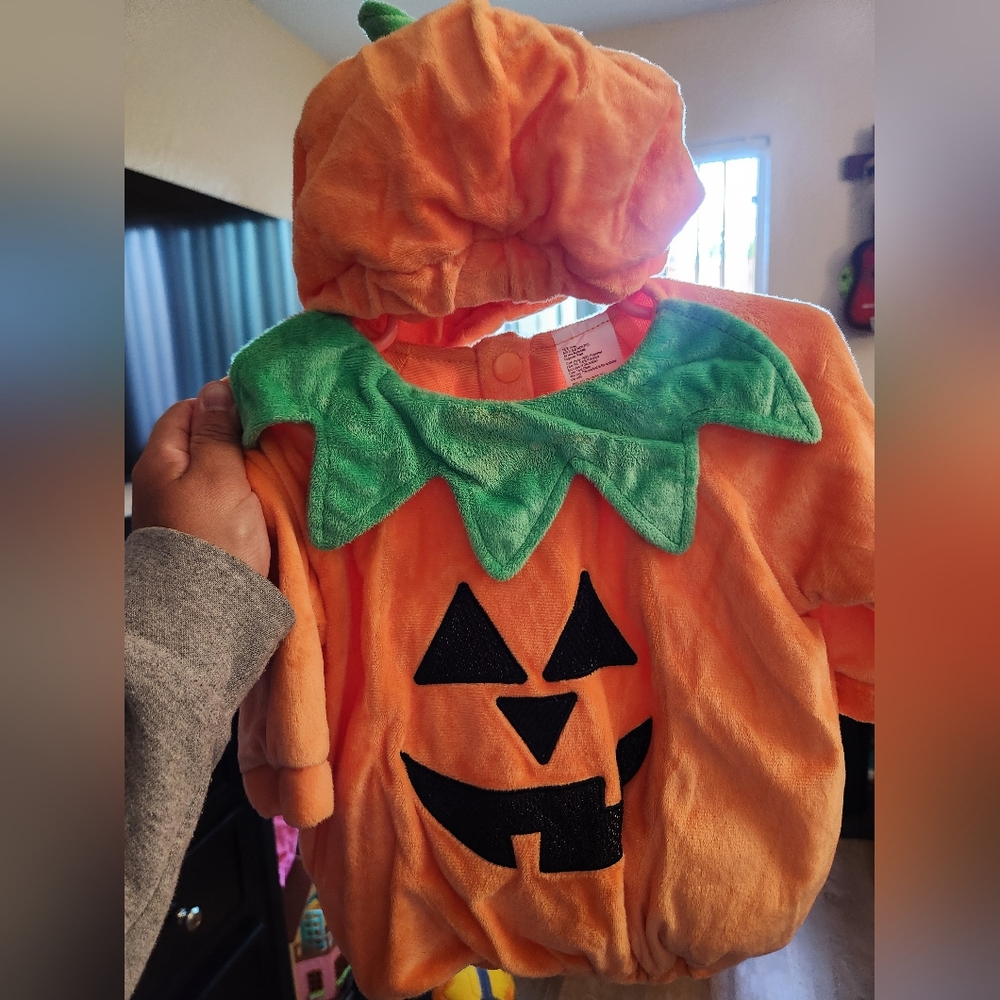 Pumpkin costume